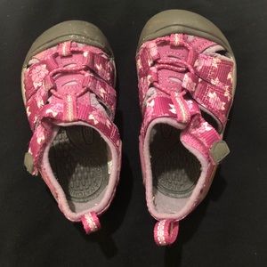 Keen toddler shoes